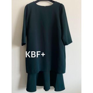 ケービーエフプラス(KBF+)の【値下げ】KBF+ ペプラムセットワンピース(ひざ丈ワンピース)