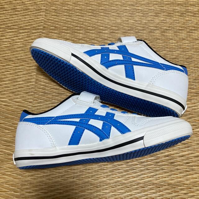 Onitsuka Tiger(オニツカタイガー)の18cm 新品　Onitsuka Tiger オニツカタイガー　 キッズ/ベビー/マタニティのキッズ靴/シューズ(15cm~)(スニーカー)の商品写真