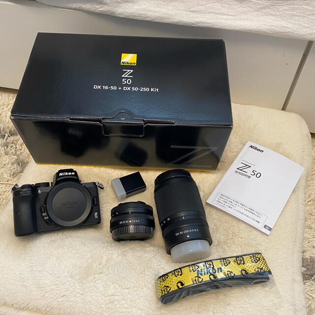 Nikon(ニコン)のNikon z50 ダブルズームキット スマホ/家電/カメラのカメラ(ミラーレス一眼)の商品写真