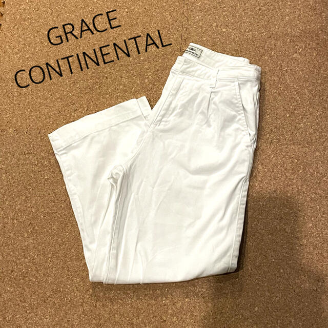 GRACE CONTINENTAL(グレースコンチネンタル)の定価約3万円 GRACE CONTINENTAL 白パンツ 38 レディースのパンツ(カジュアルパンツ)の商品写真