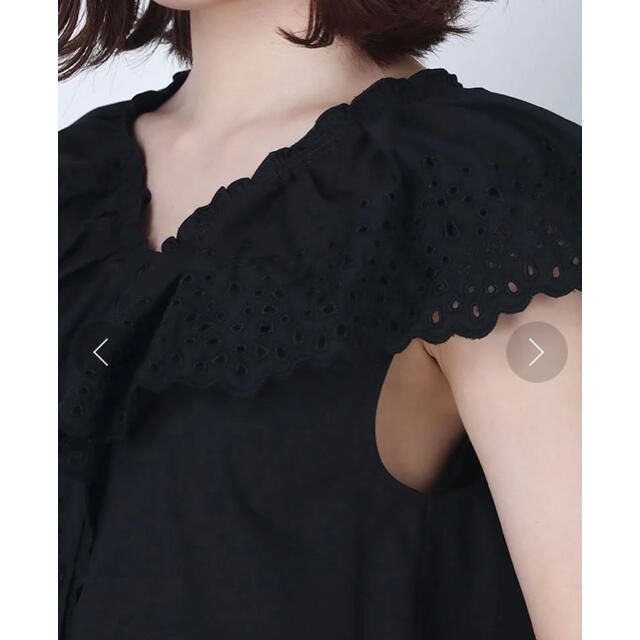 JUSGLITTY(ジャスグリッティー)の今期　ジャスグリッティー　アイレット刺繍ブラウス　ブラック レディースのトップス(シャツ/ブラウス(半袖/袖なし))の商品写真