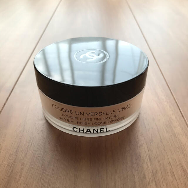 CHANEL(シャネル)のほぼ未使用❣ シャネル　プードゥルユニヴェルセルリーブルルースパウダー コスメ/美容のベースメイク/化粧品(フェイスパウダー)の商品写真