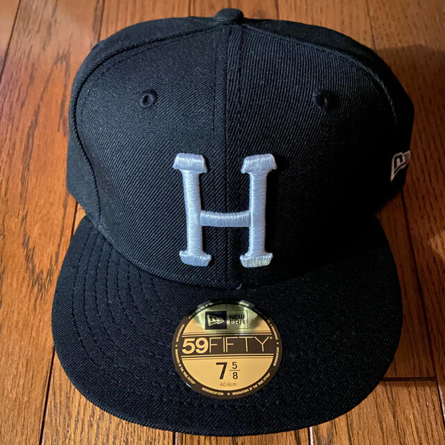 HUF(ハフ)のHUF 59FIFTY ニューエラ ベースボールキャップ メンズの帽子(キャップ)の商品写真