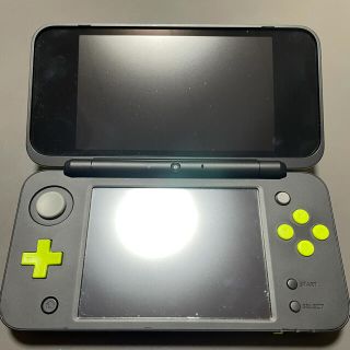 ニンテンドー2DS(ニンテンドー2DS)のNewニンテンドー2DS LL ブラック×ライム(携帯用ゲーム機本体)