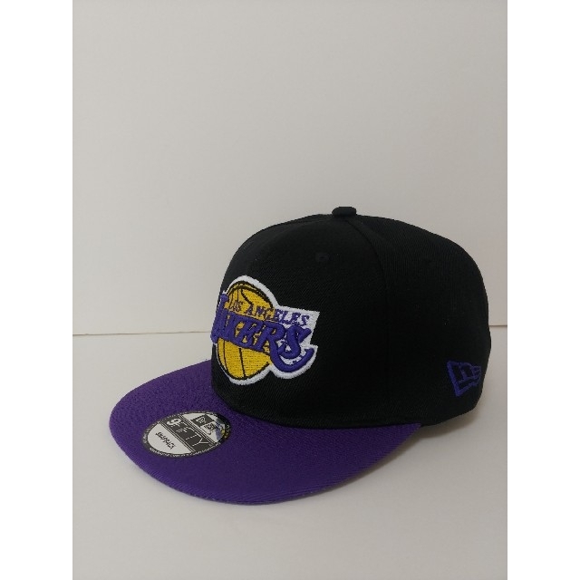 NEW ERA(ニューエラー)の新品 未使用品 NEW ERA製 キャップ NBA LAKERS レイカーズ レディースの帽子(キャップ)の商品写真