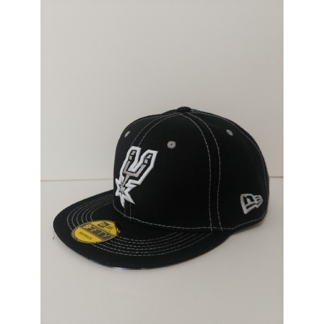 NEW ERA(ニューエラー)の新品 未使用品 NEW ERA製 キャップ NBA サンアントニオ スパーズ レディースの帽子(キャップ)の商品写真