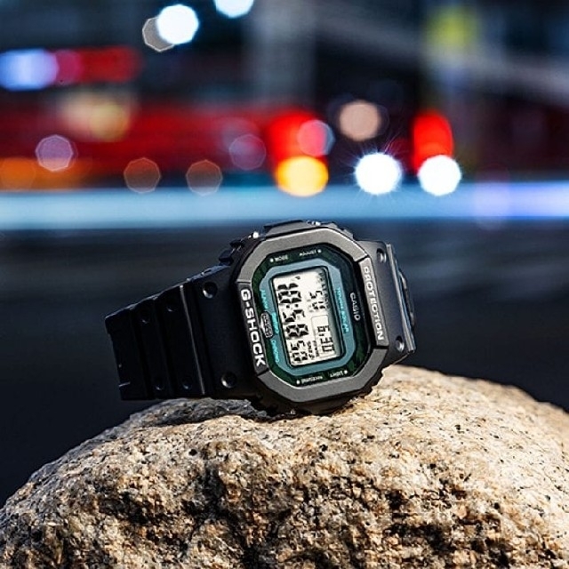 G-SHOCK(ジーショック)のCASIO G-SHOCK GW-B5600MG-1JF メンズの時計(腕時計(デジタル))の商品写真