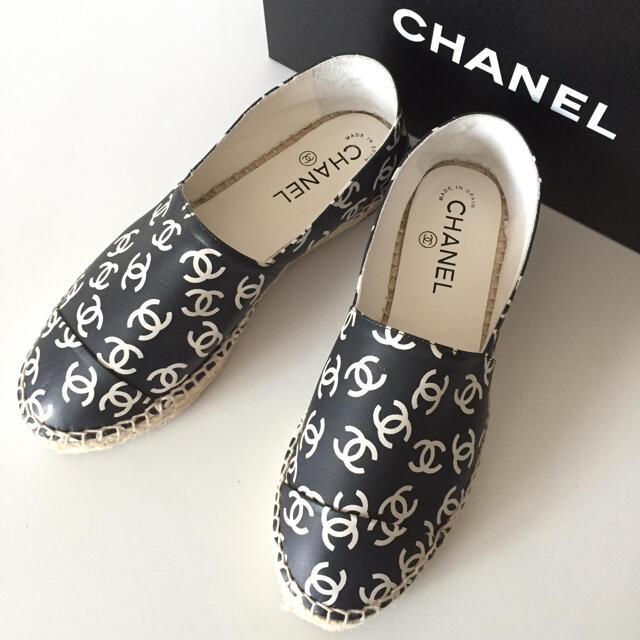 新品 CHANEL ロゴ散りばめ エスパドリーユ サンダル フラットシューズ