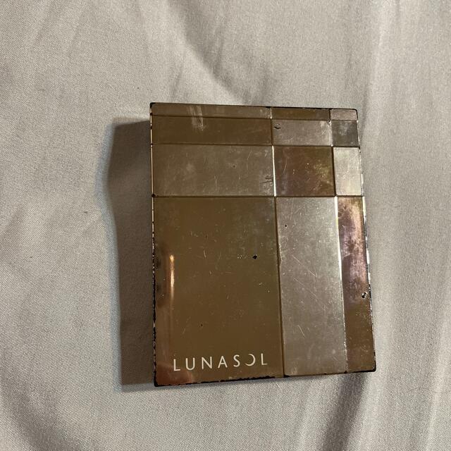 LUNASOL(ルナソル)のルナソルスパークリングアイズ02 コスメ/美容のベースメイク/化粧品(アイシャドウ)の商品写真