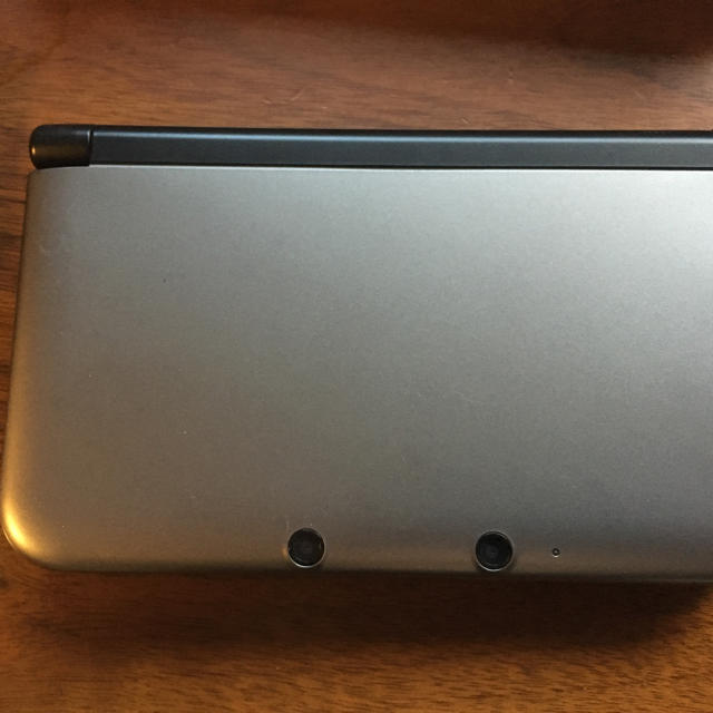 ニンテンドー3DSLL グレー