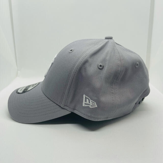 NEW ERA(ニューエラー)の《新品未使用》NEWERA  グレー　他カラー有り　ニューエラ  9FORTY メンズの帽子(キャップ)の商品写真