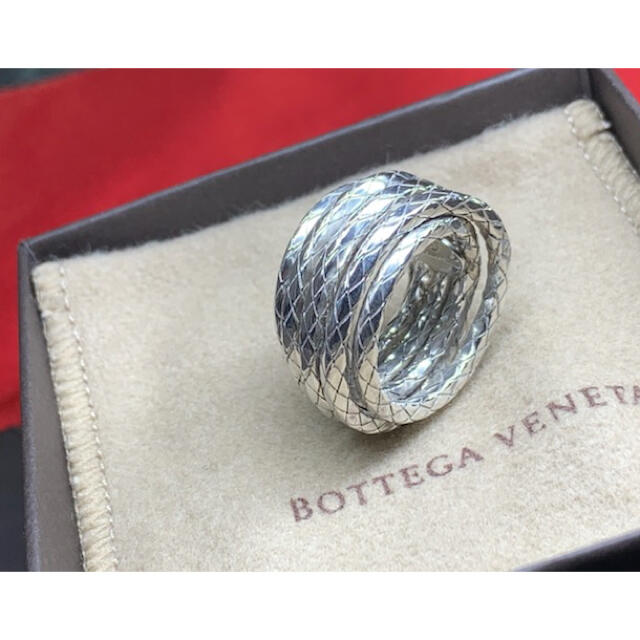 Bottega Veneta(ボッテガヴェネタ)のボッテガ　イントレチャート　リング レディースのアクセサリー(リング(指輪))の商品写真