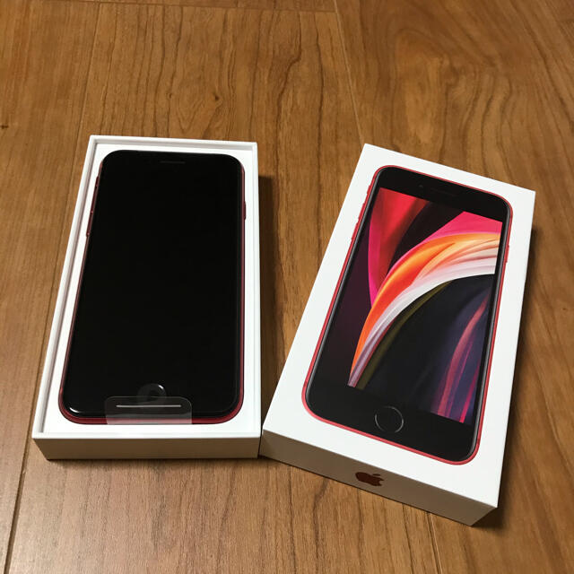 iPhone iphone SE 64GB red レッドカラー 本体 携帯電話の通販 by ♡MERU♡ANN♡｜アイフォーンならラクマ - 新品 低価国産