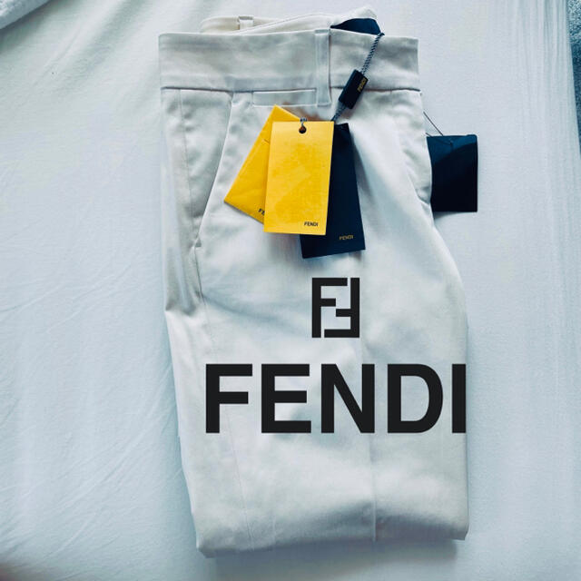 FENDI フェンディ　テーパードパンツ