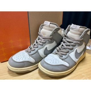 ナイキ(NIKE)の【希少】【美品】NIKE DUNK ナイキ ダンク ハイ グレー/ホワイト (スニーカー)