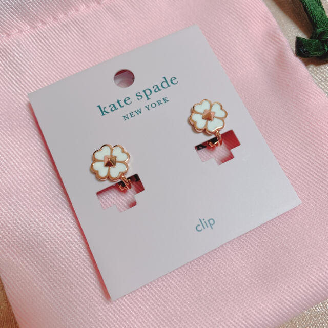 kate spade new york(ケイトスペードニューヨーク)の【新品未使用】ケイトスペード イヤリング ピンクゴールド レディースのアクセサリー(イヤリング)の商品写真