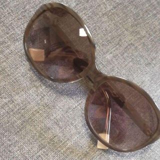 同梱 208 A 美品 FURLA フルラ サングラス