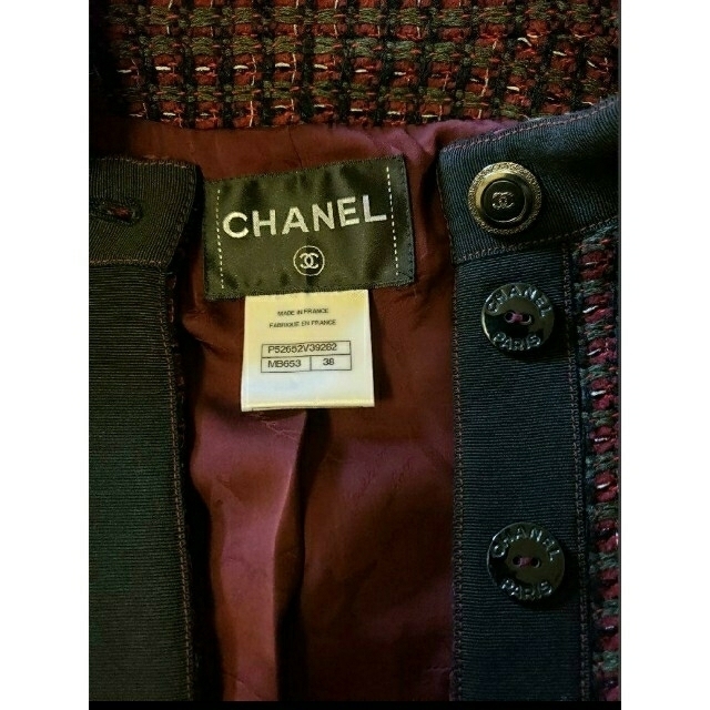 CHANEL(シャネル)の極美品★シャネル★ツィードジャケット３８ レディースのジャケット/アウター(ノーカラージャケット)の商品写真