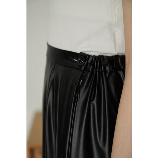 RIM.ARK Leather like tiered SK black レディースのスカート(ロングスカート)の商品写真