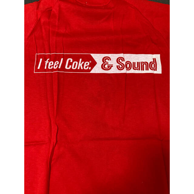 新品未使用　Tシャツ　M コカコーラ　限定シャツ　赤　レッド　かっこいい　夏 メンズのトップス(Tシャツ/カットソー(半袖/袖なし))の商品写真