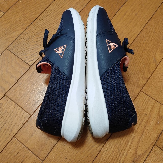 le coq sportif(ルコックスポルティフ)のルコックスポルティフ　スニーカー　ネイビー×サーモンピンク レディースの靴/シューズ(スニーカー)の商品写真