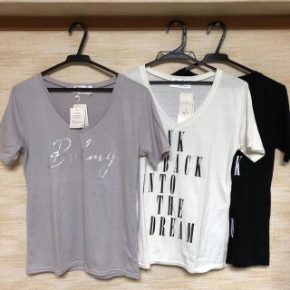 アベイル(Avail)の新品Tシャーツ3枚セットとカーディガンおまとめ(Tシャツ(半袖/袖なし))