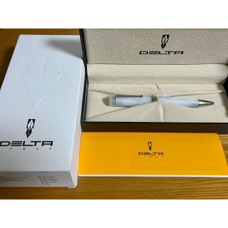 デルタ(DELTA)の美品 DELTA 高級ボールペン ヴィンテージ ホワイト(ペン/マーカー)