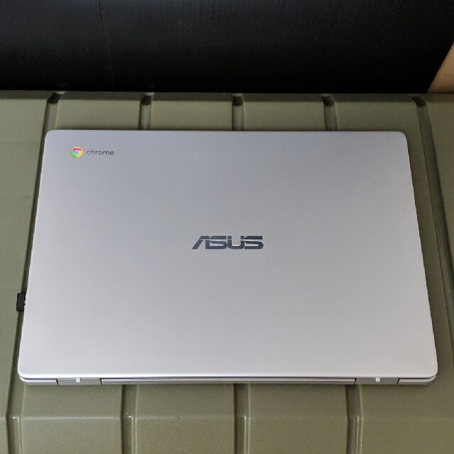 【美品】ASUS Chromebook C423NAスマホ/家電/カメラ