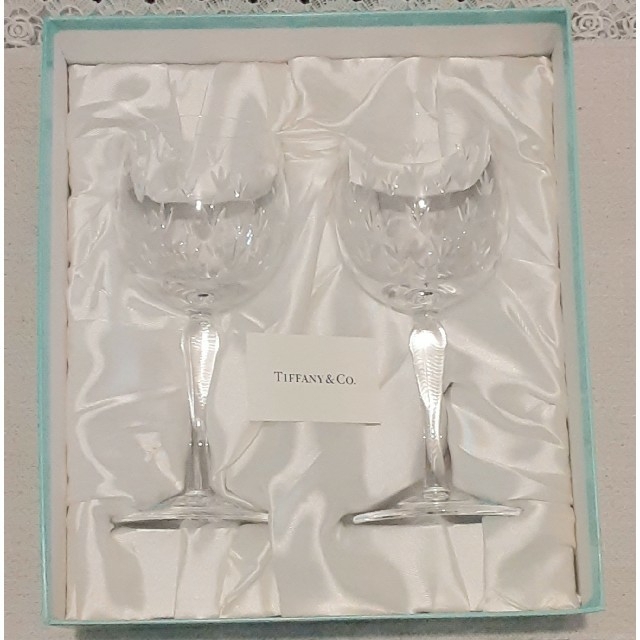Tiffany & Co.(ティファニー)のはなこ様専用　Tiffany　ペア　ワイングラス　新品　未使用 インテリア/住まい/日用品のキッチン/食器(グラス/カップ)の商品写真