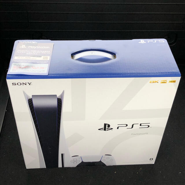 SONY(ソニー)の【新品未開封】SONY PlayStation5 エンタメ/ホビーのゲームソフト/ゲーム機本体(家庭用ゲーム機本体)の商品写真