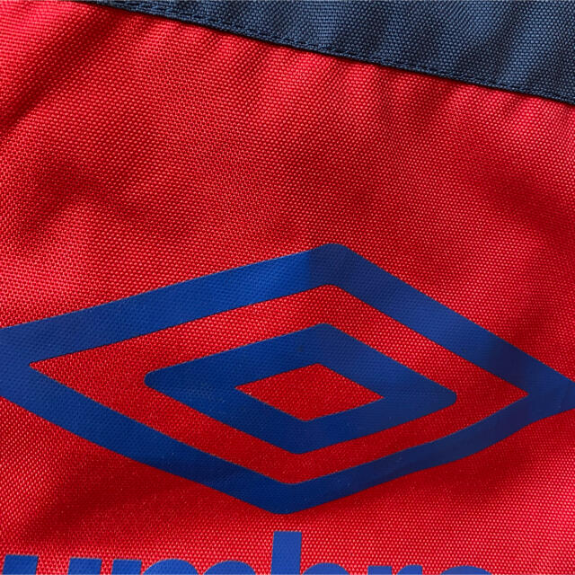 UMBRO(アンブロ)の値下げします♪ アンブロ　umbro サッカー用リュック キッズ/ベビー/マタニティのこども用バッグ(リュックサック)の商品写真