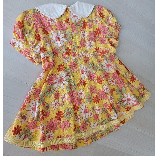 ★シャーリーテンプル★黄色 お花柄ワンピース90cm キッズ/ベビー/マタニティのキッズ服女の子用(90cm~)(ワンピース)の商品写真