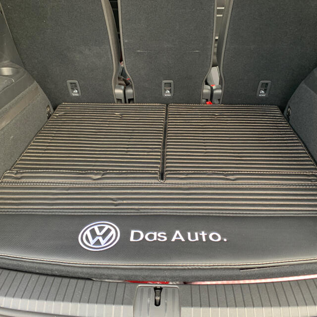 ゴルフトゥーラン用ラゲッジマット合皮　VW