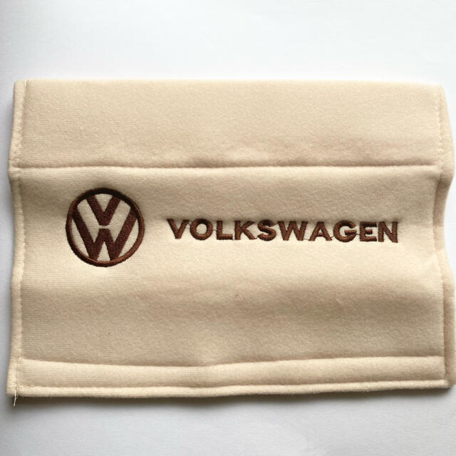 Volkswagen(フォルクスワーゲン)のvorkswargen フォルクスワーゲン シートベルトカバー　ベージュver. 自動車/バイクの自動車(車内アクセサリ)の商品写真