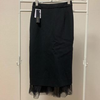 ラウンジドレス(Loungedress)の【タグつき 新品】ラウンジドレス リバーシブル タイトスカート 黒 チュール(ひざ丈スカート)