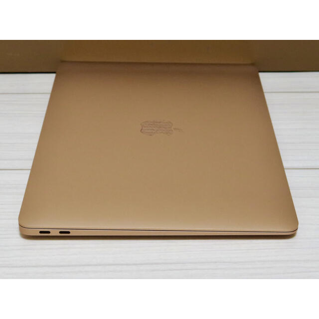 Apple(アップル)のM1 MacBookAir ゴールド　MGND3J/A アップルケア＋ スマホ/家電/カメラのPC/タブレット(ノートPC)の商品写真