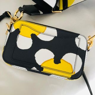 MARC JACOBS SNAPSHOTデイジー ショルダーバッグ