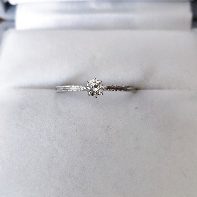 AHKAH アーカー ソルティアラウンド リング Pt900 0.15ct clubpetschile.cl