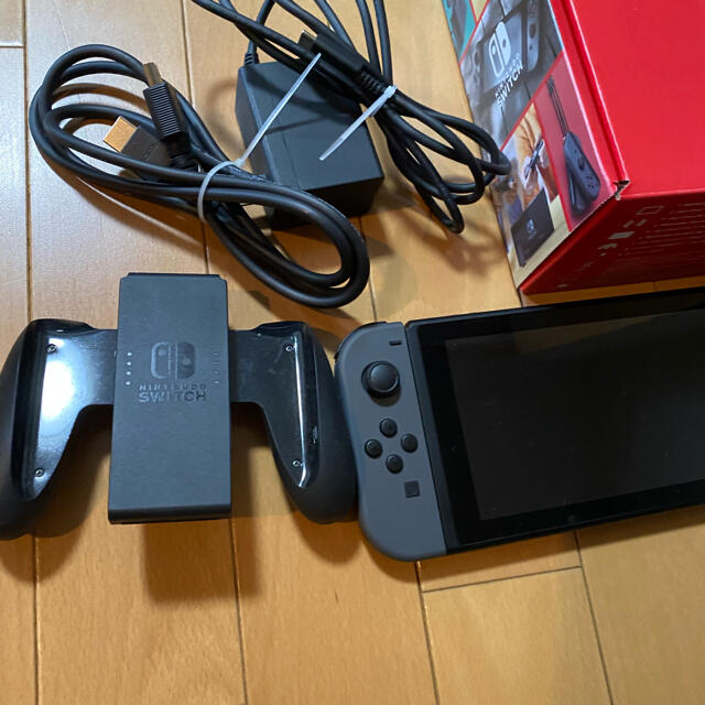 Nintendo Switch 本体 3