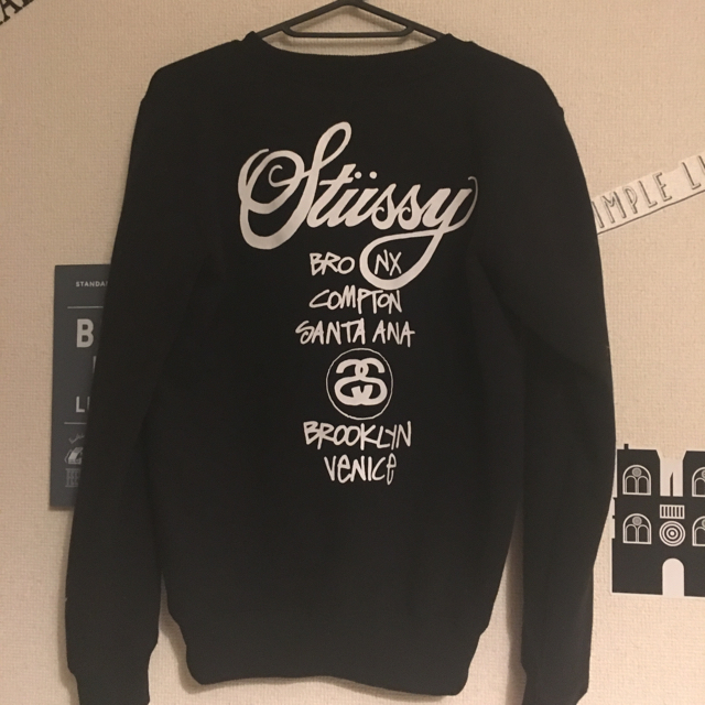 STUSSY(ステューシー)の大人気 Stussy トレーナー 黒 レディースのトップス(トレーナー/スウェット)の商品写真