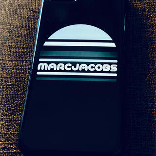 マークジェイコブス(MARC JACOBS)のマークジェイコブス　iPhone カバー(iPhoneケース)