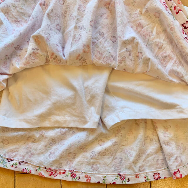 GAP Kids(ギャップキッズ)の新品‼︎ ギャップ　キッズ　花柄　インナーパンツ付きスカート キッズ/ベビー/マタニティのキッズ服女の子用(90cm~)(スカート)の商品写真