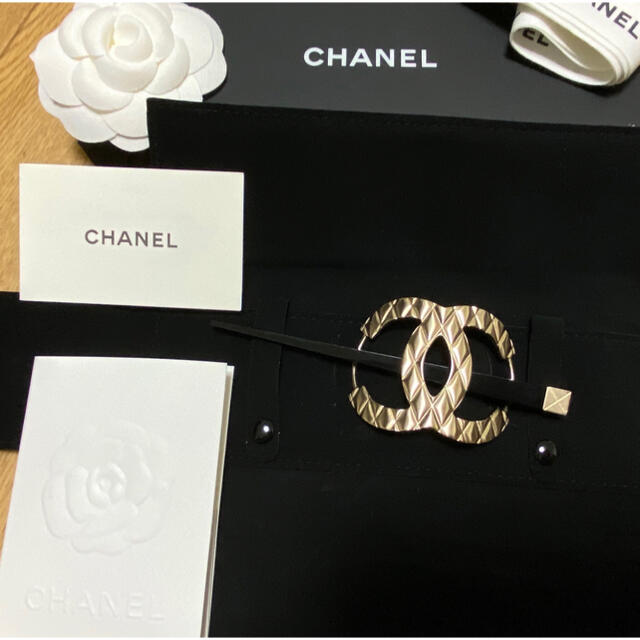 CHANELかんざし