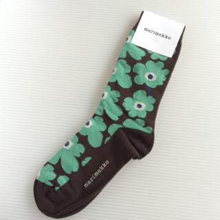 マリメッコ(marimekko)のマリメッコ 37-39 マロンとダークレッドソックス(ソックス)