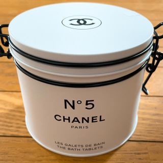 シャネル(CHANEL)のシャネルN°5 ザ バス タブレット ファクトリー5 高島屋購入 限定品(入浴剤/バスソルト)