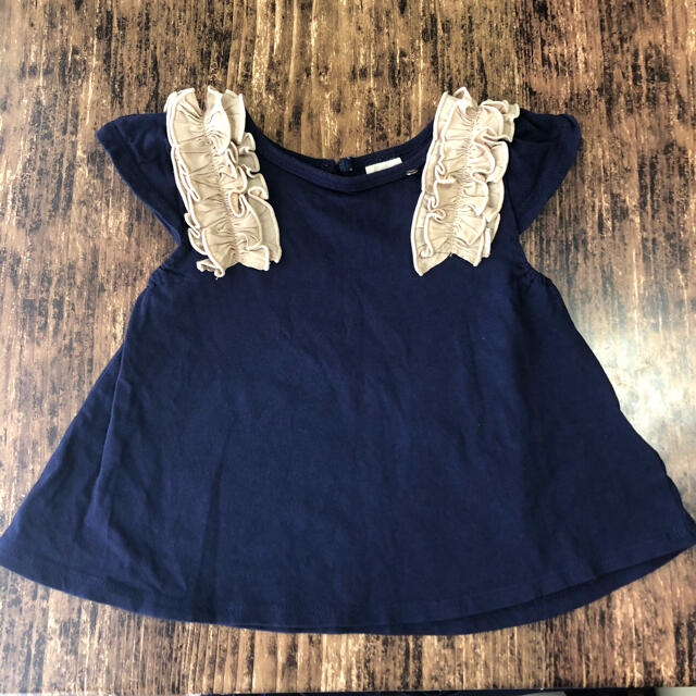 petit main(プティマイン)のYumi様専用　　petit main シャツ　2枚セット キッズ/ベビー/マタニティのキッズ服女の子用(90cm~)(Tシャツ/カットソー)の商品写真