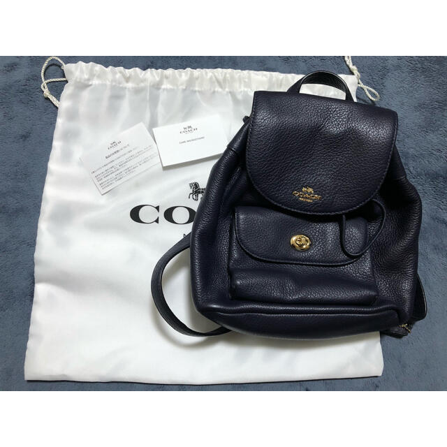 COACH(コーチ)のCOACH コーチ レザー ミニリュック バッグパック　ネイビー レディースのバッグ(リュック/バックパック)の商品写真