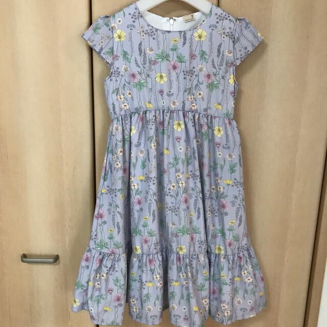 petit main(プティマイン)のpetit main ボタニカルワンピース130 キッズ/ベビー/マタニティのキッズ服女の子用(90cm~)(ワンピース)の商品写真