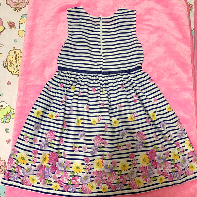 motherways(マザウェイズ)の花柄ワンピース130cm マザウェイズ キッズ/ベビー/マタニティのキッズ服女の子用(90cm~)(ワンピース)の商品写真