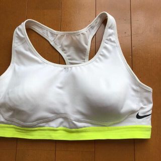 ナイキ(NIKE)のbebe1様専用★NIKE スポーツブラ　Mサイズ(ヨガ)